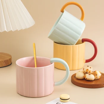 Japán Stílusú Nagy Kapacitású Kerámia Bögre, Kreatív Aranyos Függőleges Csíkos Kávét Univerzális Háztartási Reggeli Csésze Tej Kép